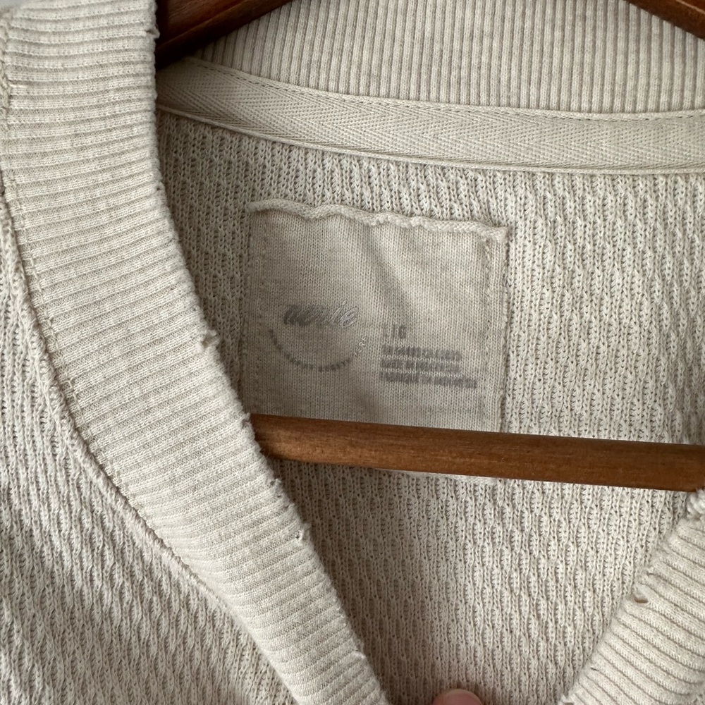 Aerie | Textured Crewneck Sweater - Picture 4 of 5